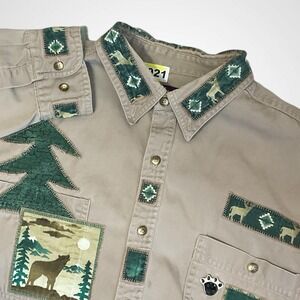 Vintage Faded Glory Mens L Gray Button Up Shirt Wolf Tree Nature Patch Outdoor